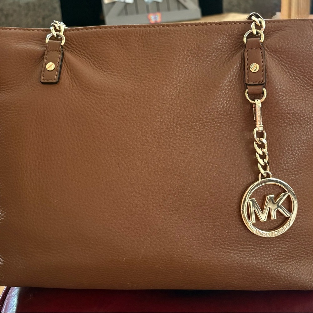 Michael Kors Cream Logo Lining